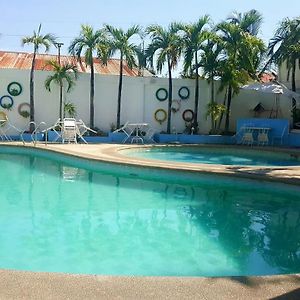 The Palacio De Laoag Otel Exterior photo