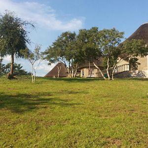 Parkside Safari Lodge Pakwach Exterior photo