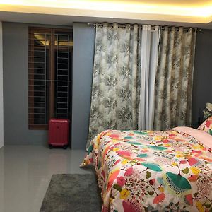 *3Br/*3Bath Fully Furnished Town House - Bicol Daire Naga  Exterior photo