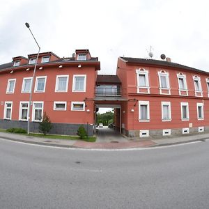 Casino Admiral Velenice - Gmünd Otel Ceske Velenice Exterior photo