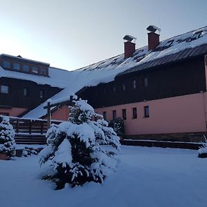 Hacienda Cert Korenov Otel Exterior photo