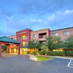 Courtyard Manchester-Boston Regional Airport Otel Exterior photo