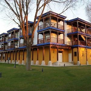 Parador De Manzanares Otel Exterior photo