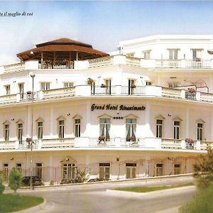 Grand Hotel Rinascimento Campobasso Exterior photo