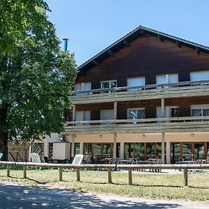 Vacanceole - Chalet Les Crozats Otel Lons-le-Saunier Exterior photo