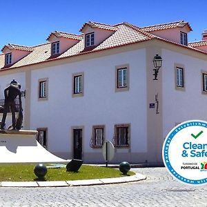 Casa Do Largo - Golega - Turismo De Habitacao Otel Exterior photo
